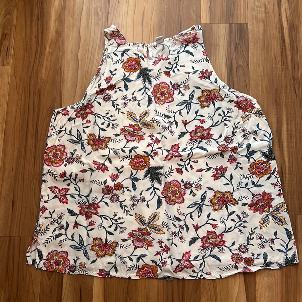 Old Navy floral loose tank
